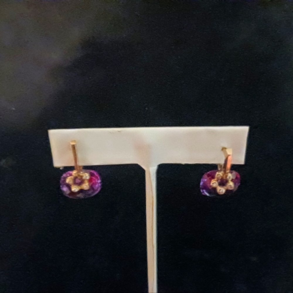 Pierced amethyst earrings
